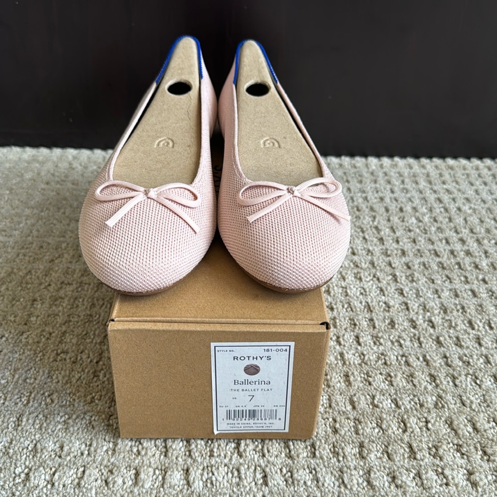 NIB Rothy’s Ballet Flat in Ballerina pink size 7